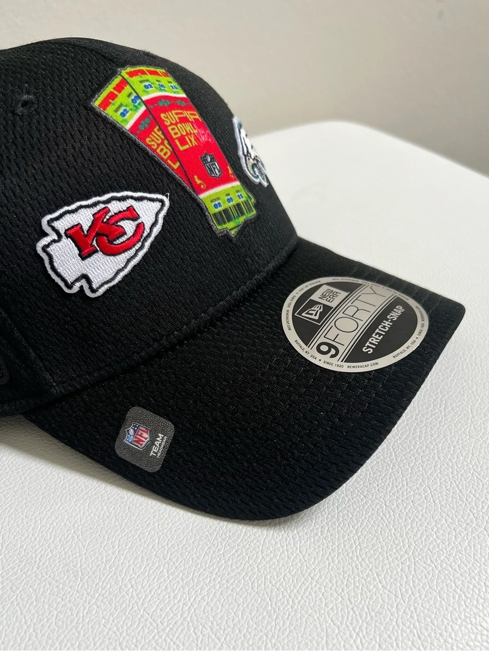 New Era Black Super Bowl LIX Patch 9FORTY Stretch-Snap Cap NEW!!